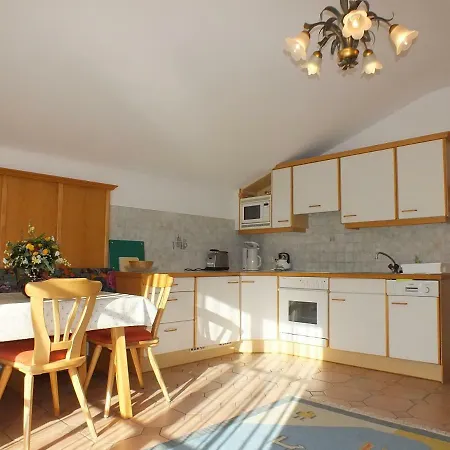 Lägenhet Haus Stocker